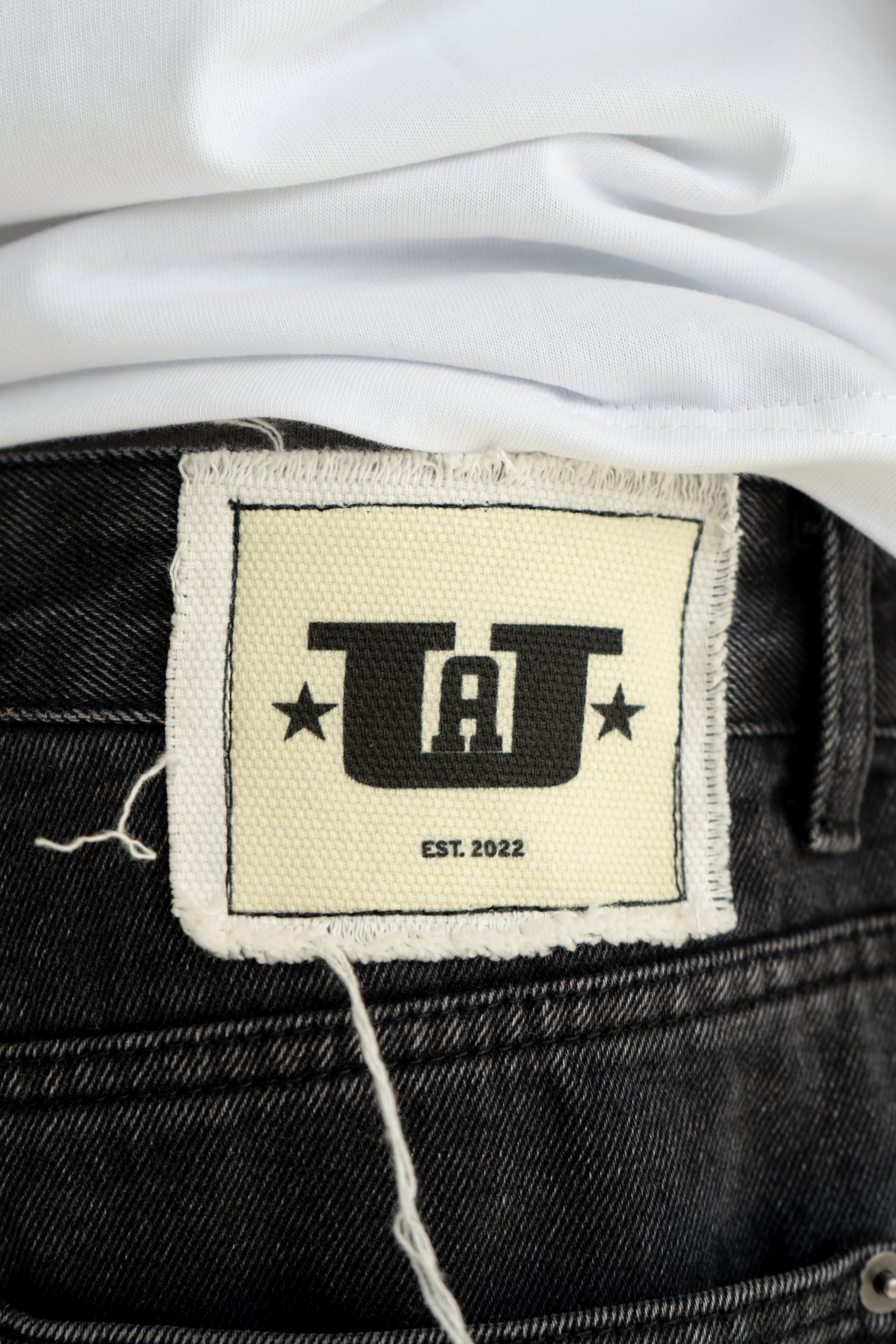 Script Denim (Black)